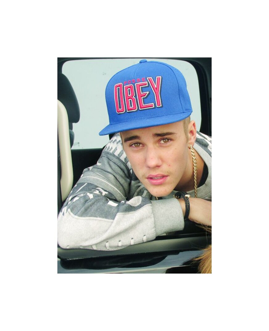 U got a freefollow. Follow @biebscyruskians instead and ask for a follow back. Ily