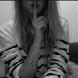 depressif / deb,izzy,annie / 53 for 164 / started : 55kg/ secret account