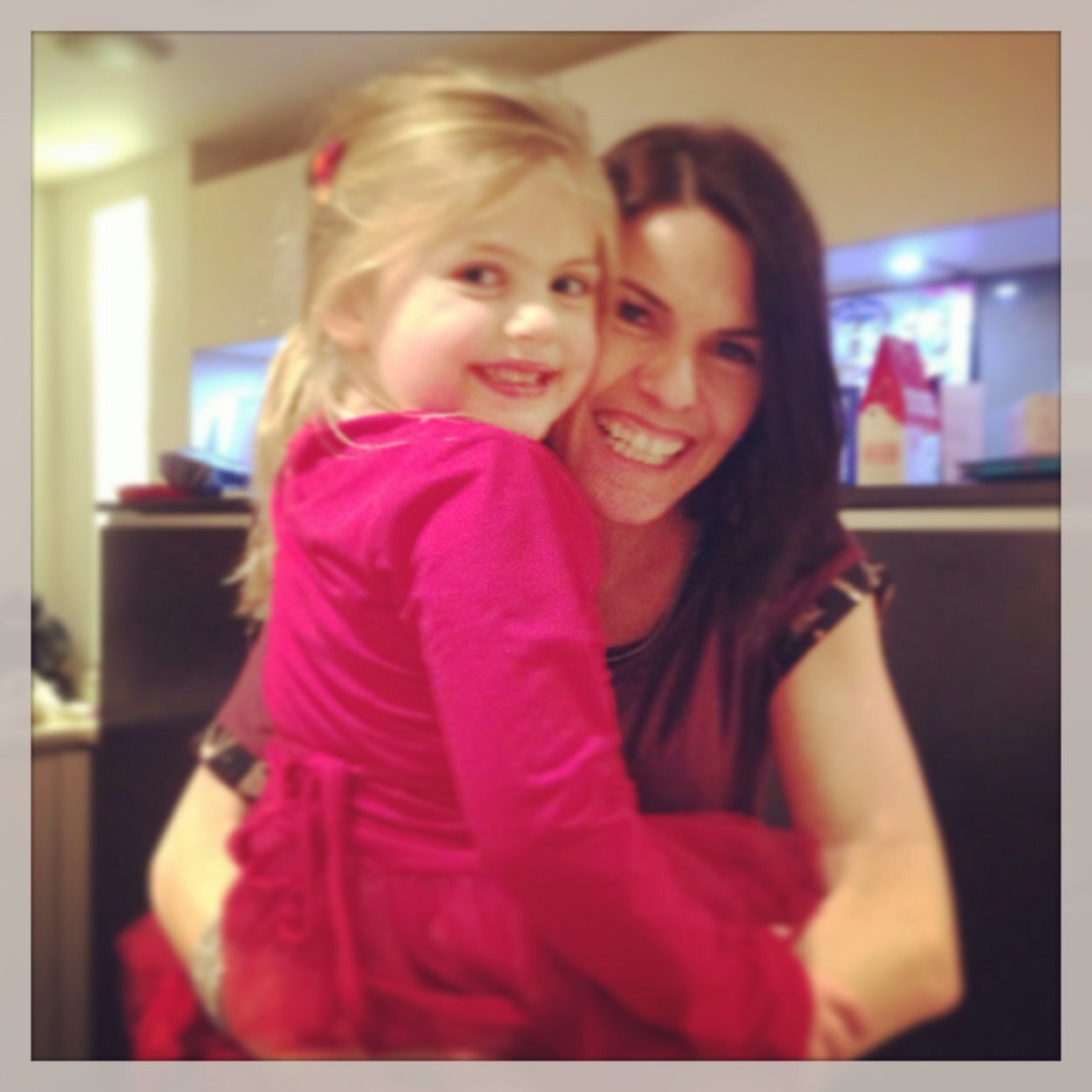 tanyarishton's profile picture. 