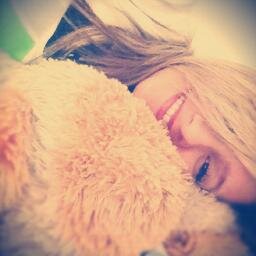 Amo skate, amo comer, amo dormir. Me segue , eu sigo de volta , bjão! s2