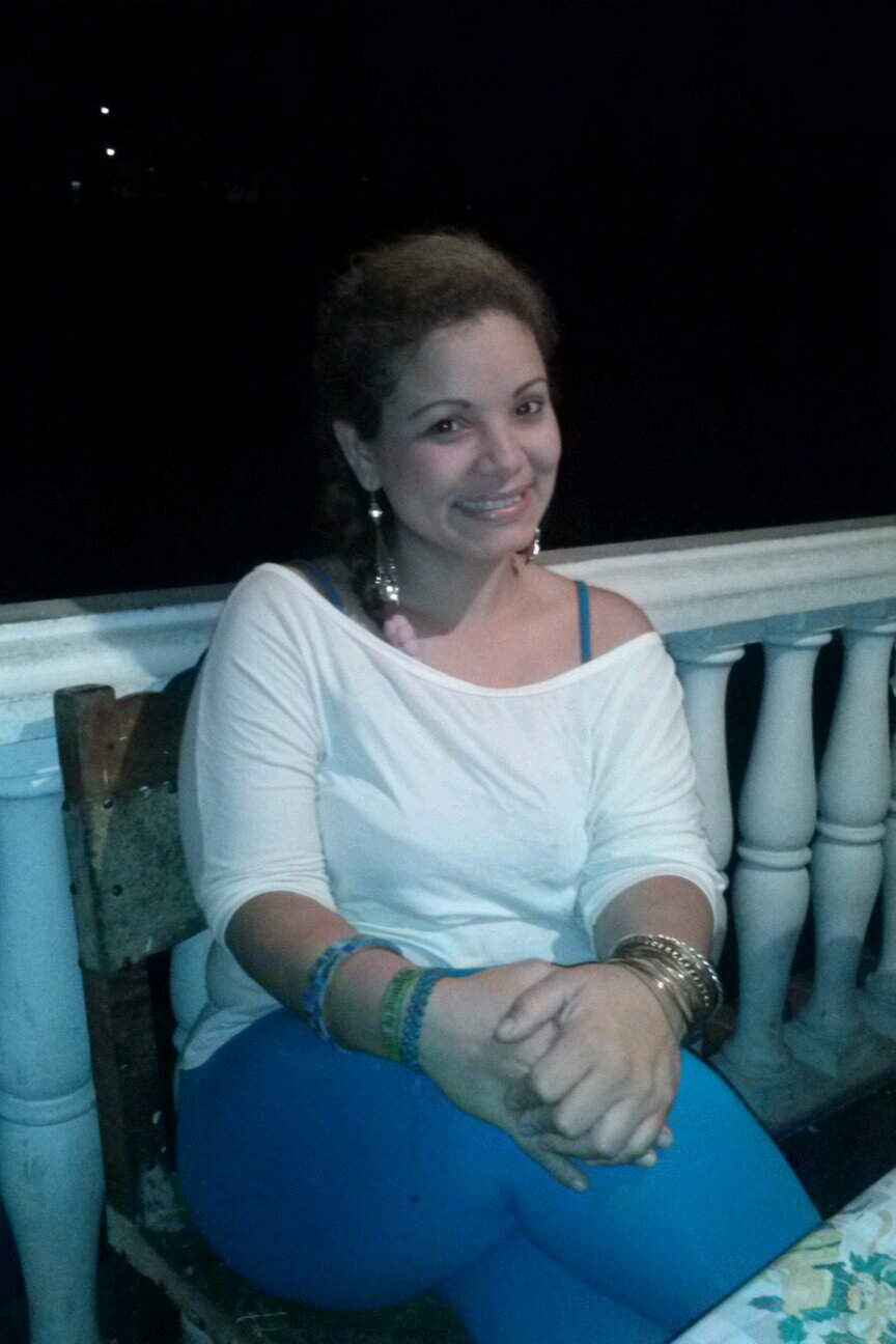 Docente  de la U E.E.Dilia Delgado de Bello. Altos Mirandinos II. Esposa del Chef ⏰ Eleazar Meza. Madre de Jordán  estudiante de Derecho y Zhamyr Meza