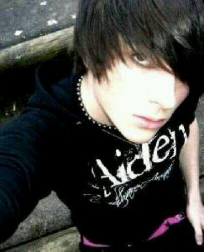 hi.......I'm Logan