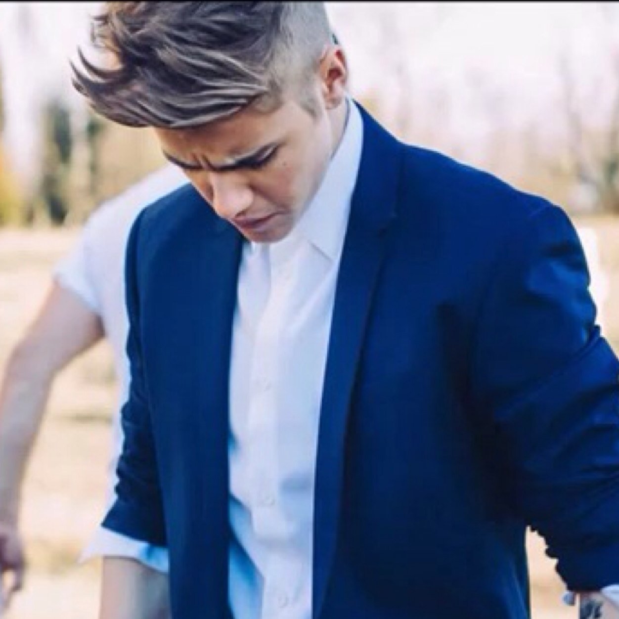 You just got a free follow can you please follow @infinityjdbiebs she follows back
