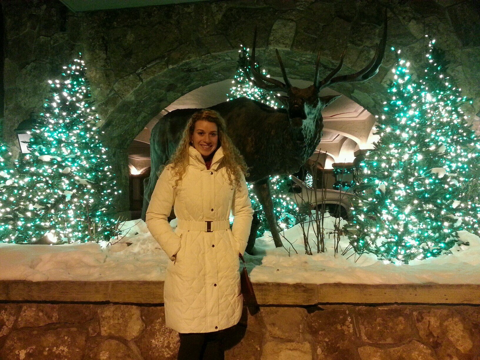 AwkwardAshBash's profile picture. It's always too early to quit.