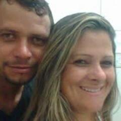 Email renataaraujo82@r7.com Fã clube eu te amo e a culpa é sua!!!!de Aparecida de Goiânia!!!!Okut renataaraujo9@gmail.com MSN renataeleomagalhaes@hotmail.com