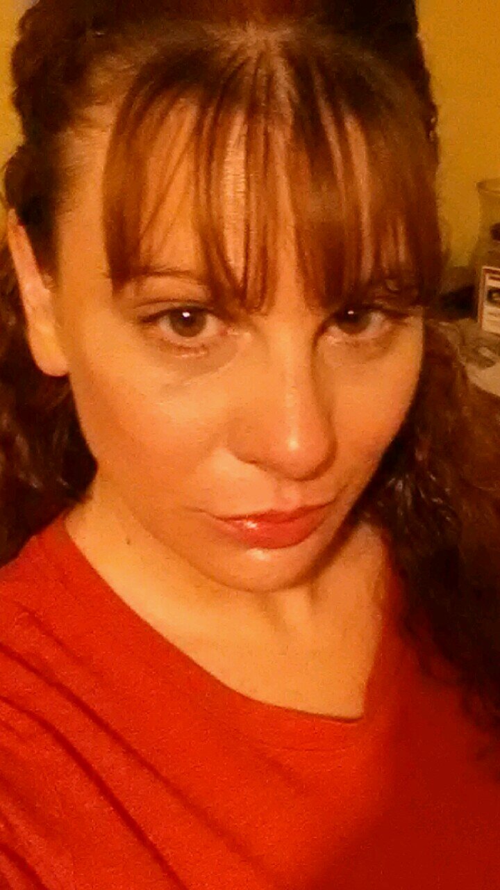 AlisonHart81's profile picture. 