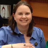 Laura Robinson (@tattooedbooks) Twitter profile photo
