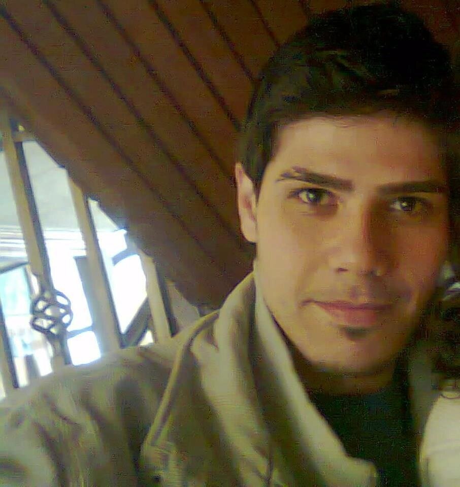 أعمل في مجال الحلاقه الرجاليه  I work in the field of barber