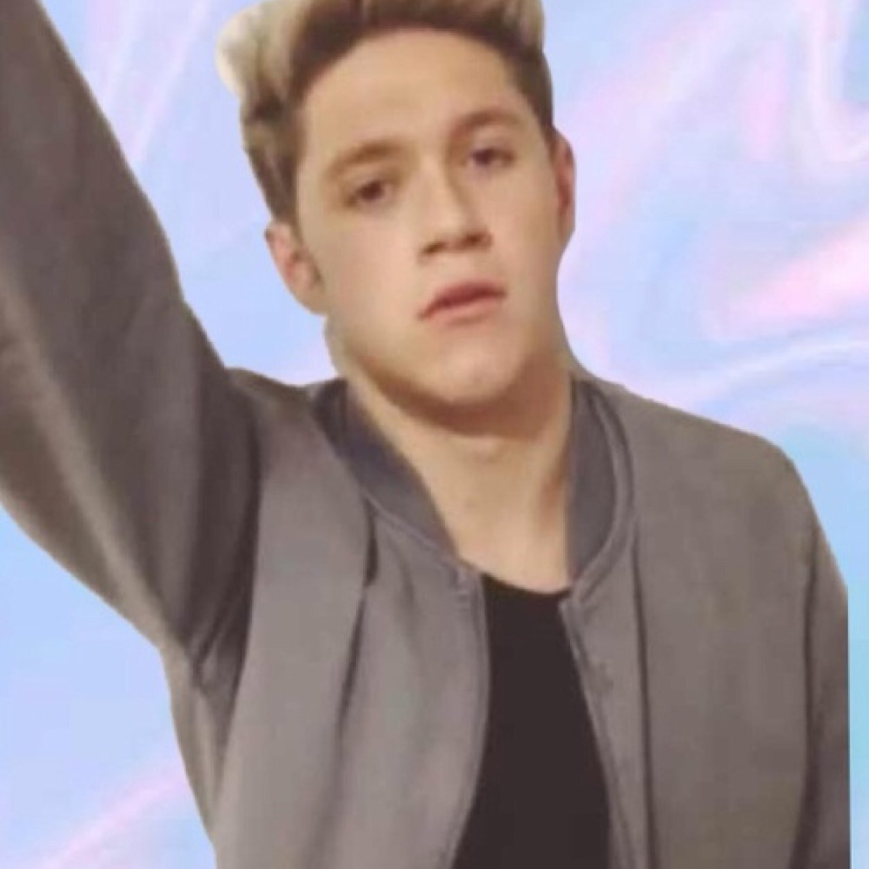 ((FREE FOLLOW)) PLEASE FOLLOW @heisniallhoran THANKS ❤️