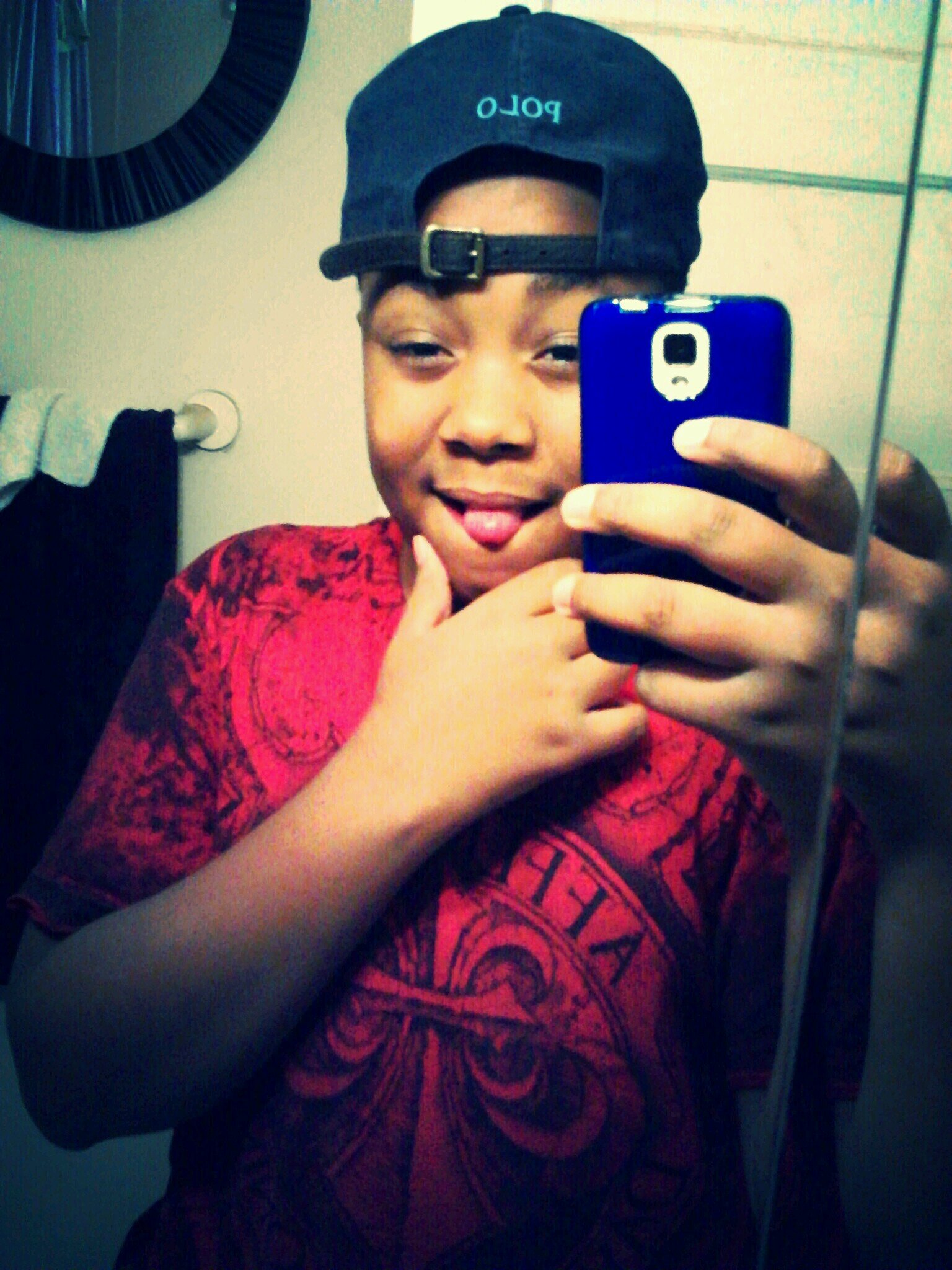 MR_IDGAF2xx's profile picture. FOLLOW MEH I FOLLOW BACK!!