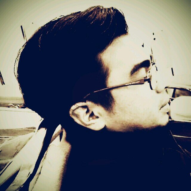 tuanmuda_moka's profile picture. *our souls remain the same, but our thinking is different , the beauties of life not only even in produces a mysterious*