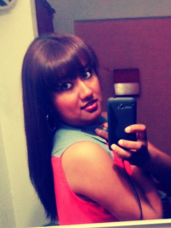 EfiReyes's profile picture. 