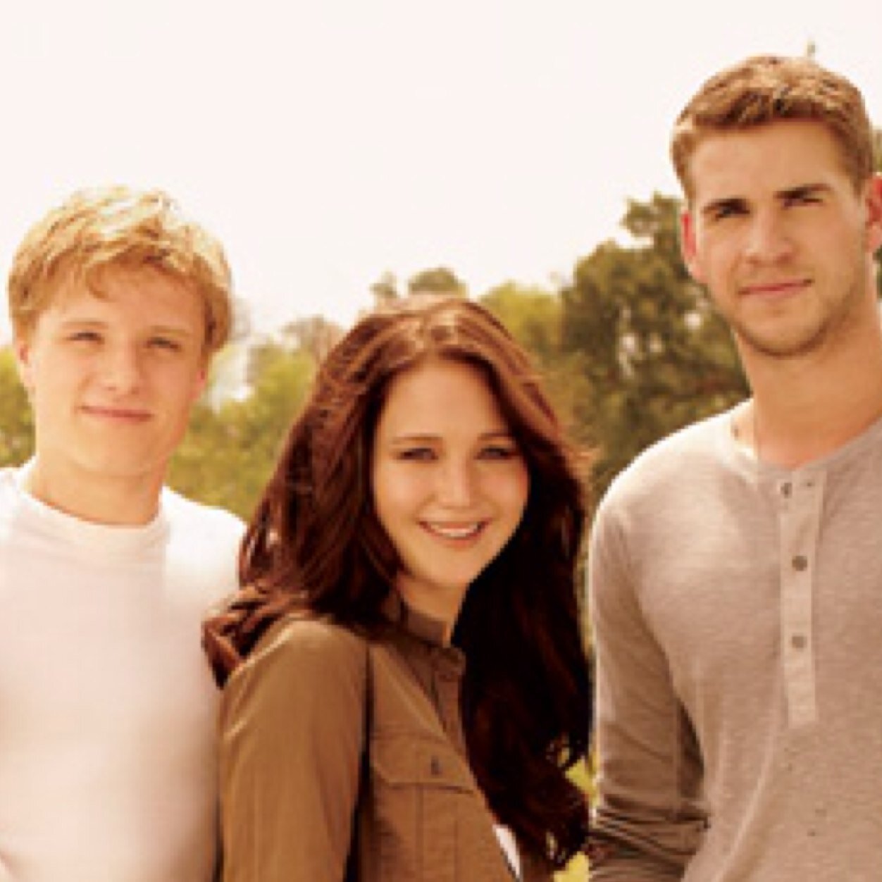 HGamesTributes's profile picture. For Hunger Games fans out there | Everything about Hunger Games will be posted | May the odds be ever in your favor