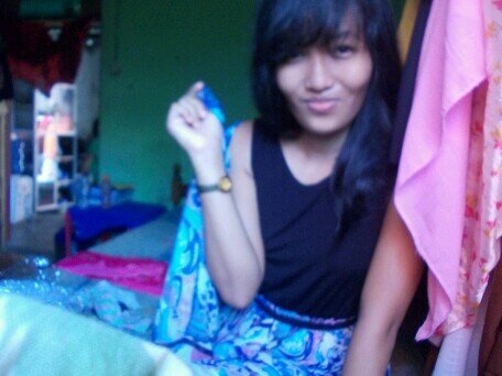 dewiparadibaml's profile picture. 