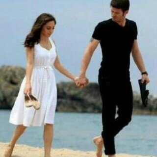 ‏‏آناإ بدونهاإ عمياء تبحث عن نظرههاإ Sharofty ♡♥'ِ