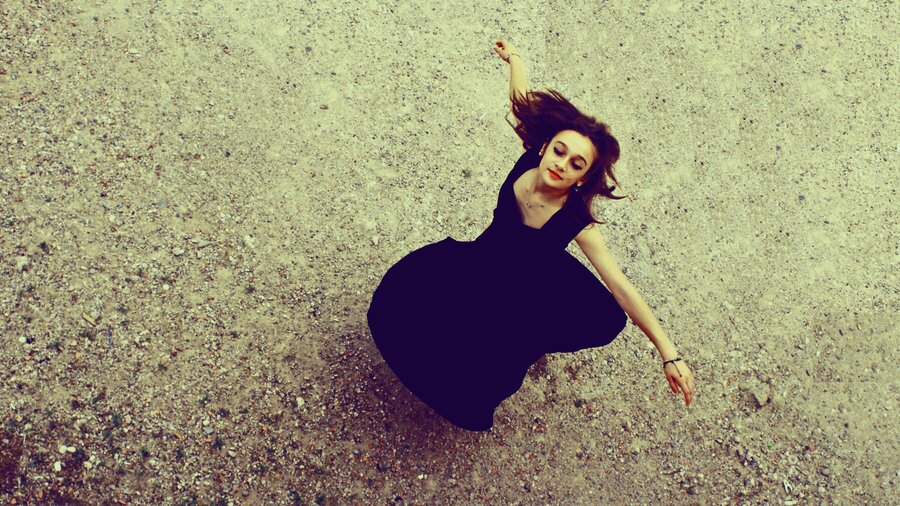 LostEmi's profile picture. 