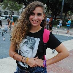 16 de marzo-Believe Tour Barcelona @justinbieber I love u, @ddlovato. Demi thank you for everything. My lifesaver. @onedirection 220513 sois increíbles, os amo.