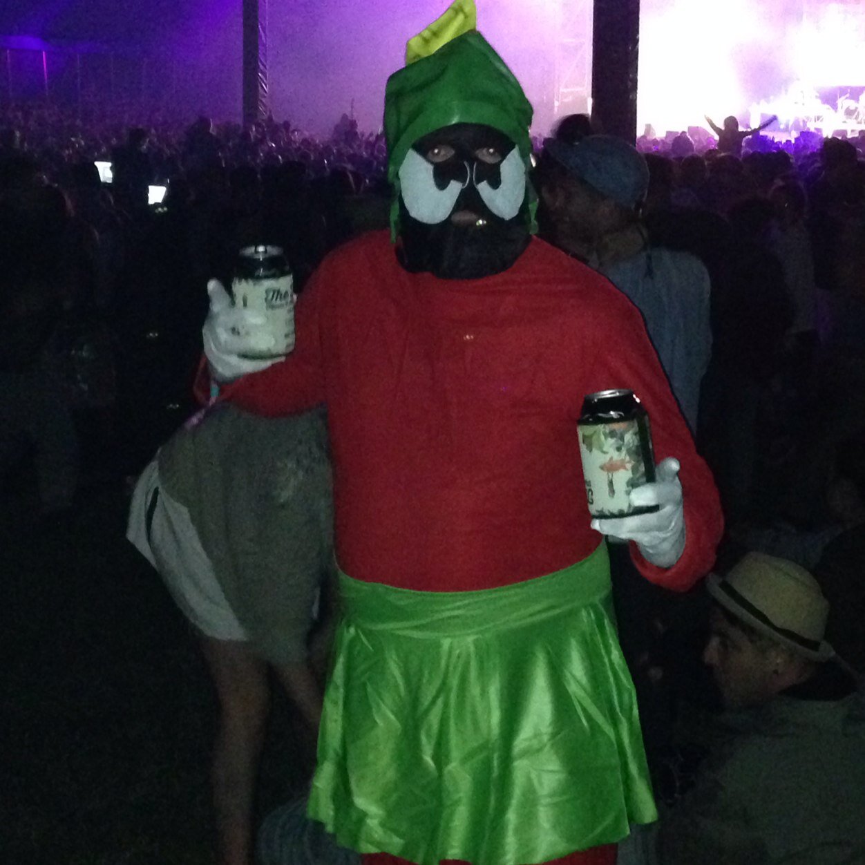 treefitty5's profile picture. Australian, sports, music, movies, food and beer.