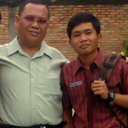 School in:SMA Santo Thomas 4 Binjai | 4rd Child of 6 Siblings followers of Christ | Hobbies Football | Political:Gerindera | If You Follow Me, I Will follow You