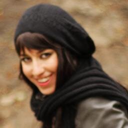 Twenty-something year-old architect, eldest granddaughter of a tailor. My blog: http://t.co/24wkbpdu6w