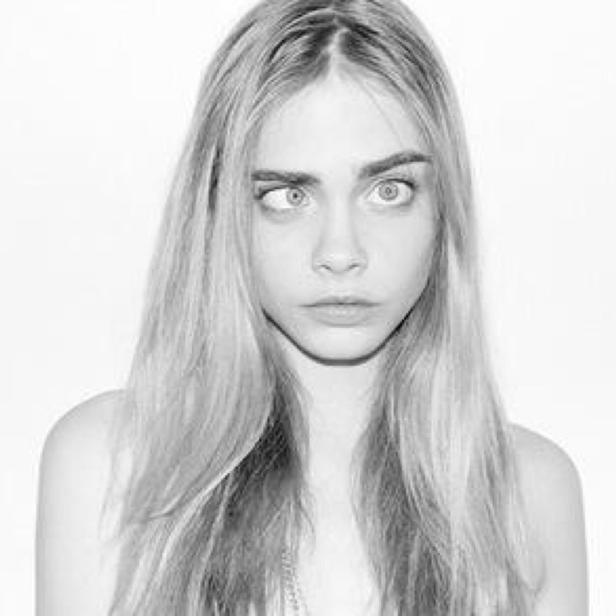 #92line [ Real : @Caradelevingne ]