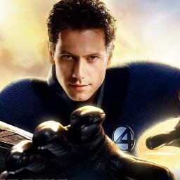 I am Reed Richards. One of the Fantastic 4. I can extend my head, my arms, my legs, my neck and that is not all...
