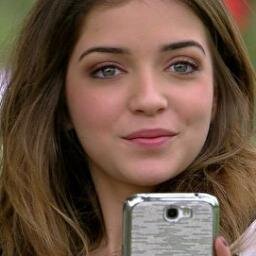 FC seguindo por @anna_ritacerque em 18/09/13 quarta feira as 13:55   1 Ano e 2 meses de FC