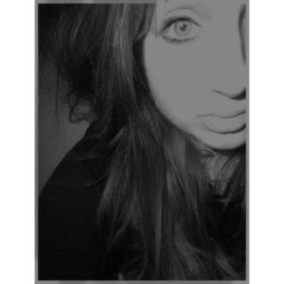 follow my other account - @leannelovellxx