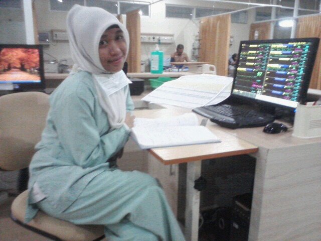 Tak ada kata menyerah,,,,
sukses itu saya,,, :D
24-0ktober-93
D3 keperawatan stikes siti khodijah palembang thn2011