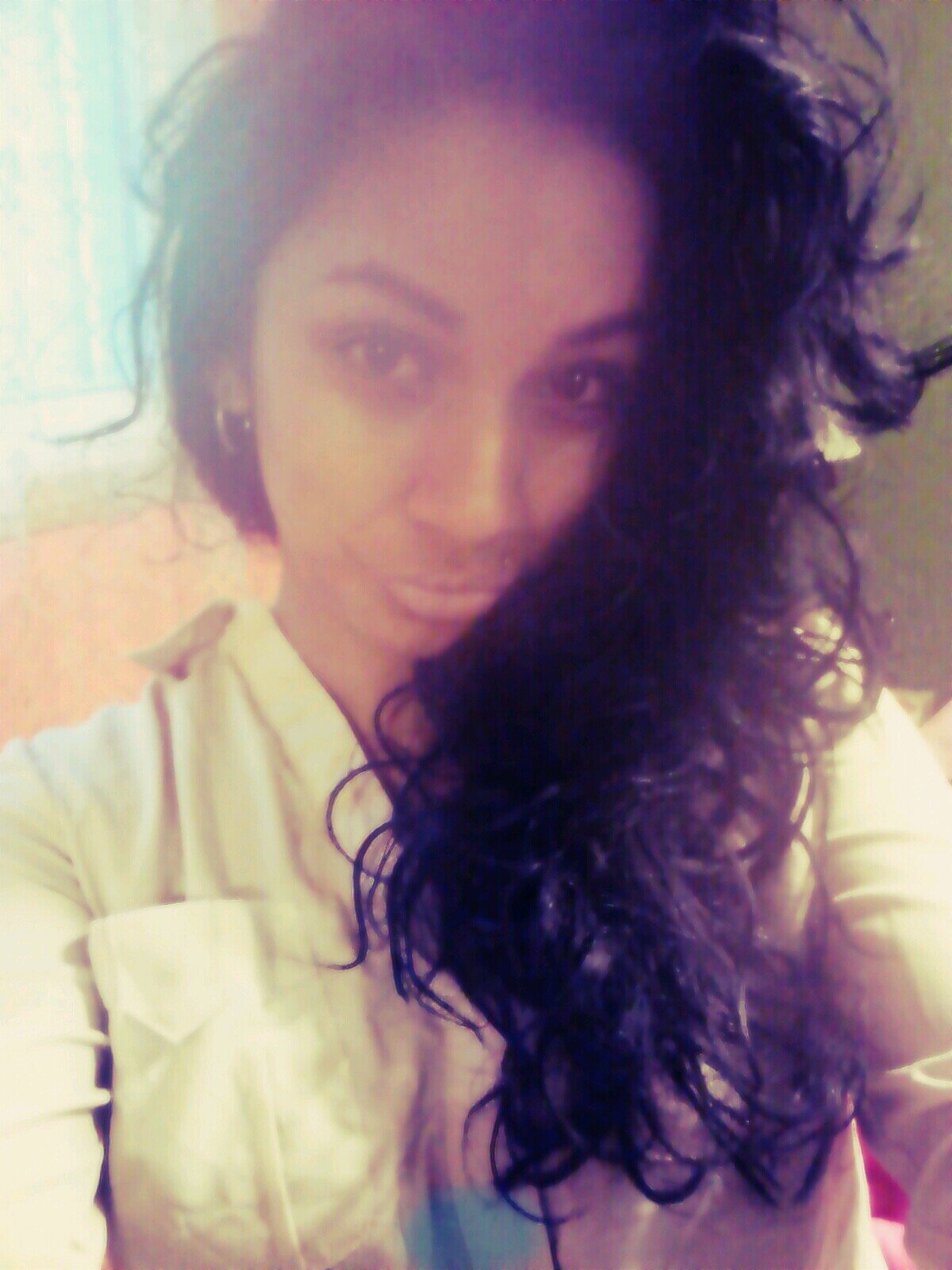 Trinidadian and truly BLESSED! Live everyday fully, always £OV€ deeply, & smile!