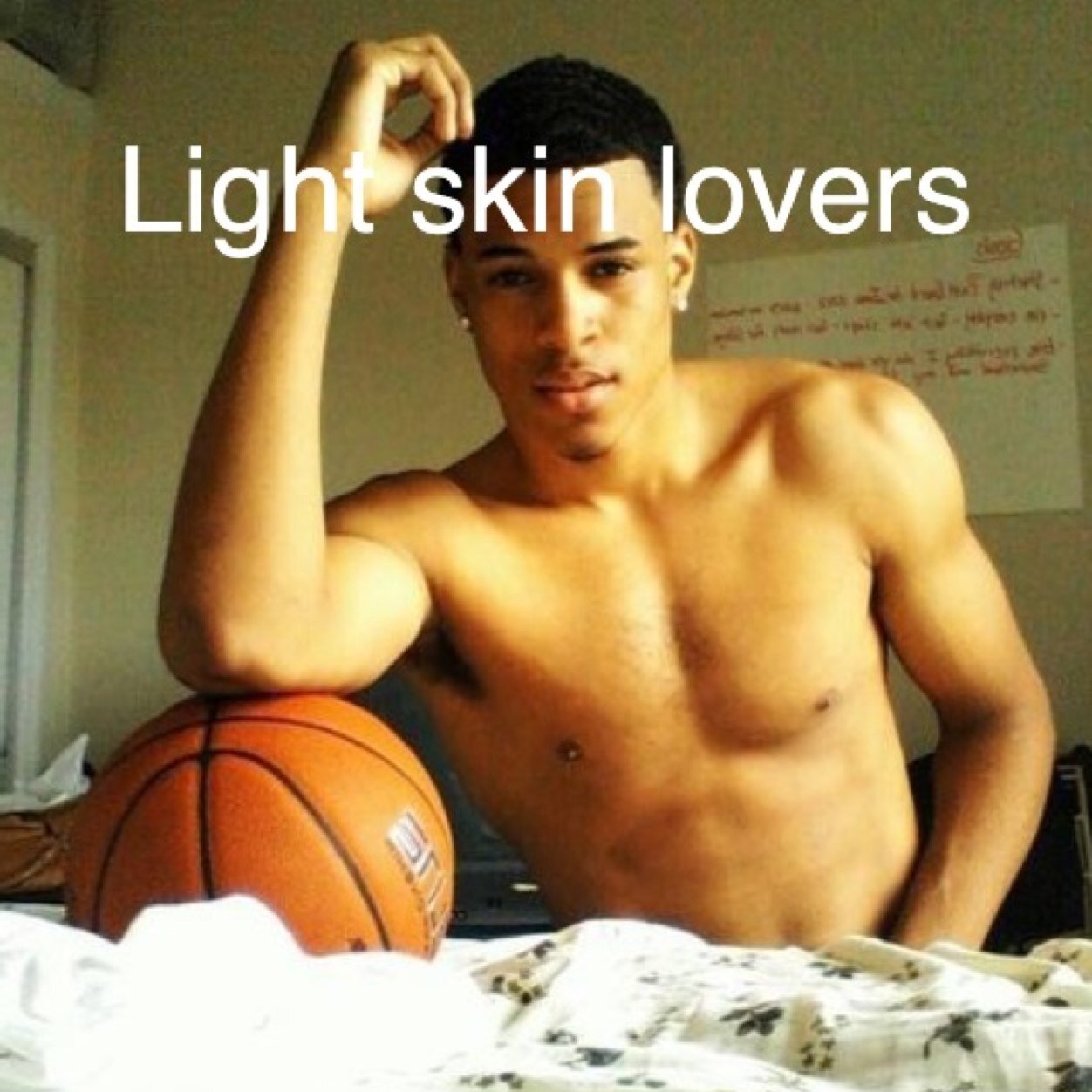 lightskinlovers Profile Picture