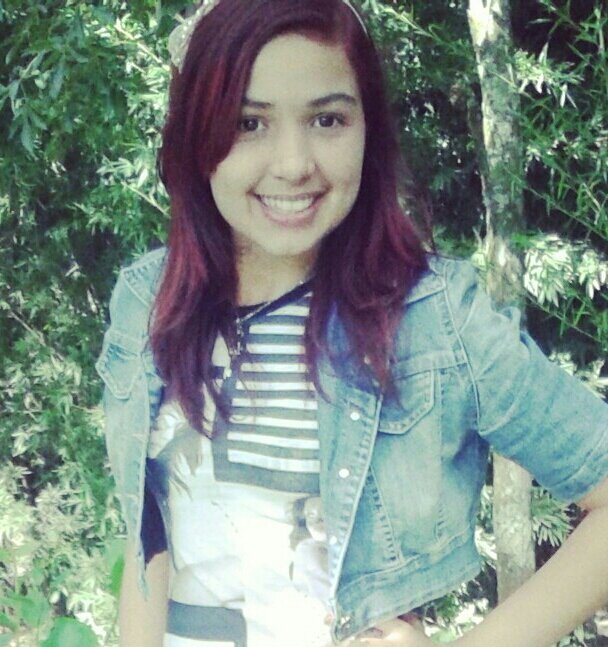 É preciso amar, como si não ouvessi o amanhã!
 •Solteira  •13 Aninhos   •Alta   •Ruiva   •Fim
