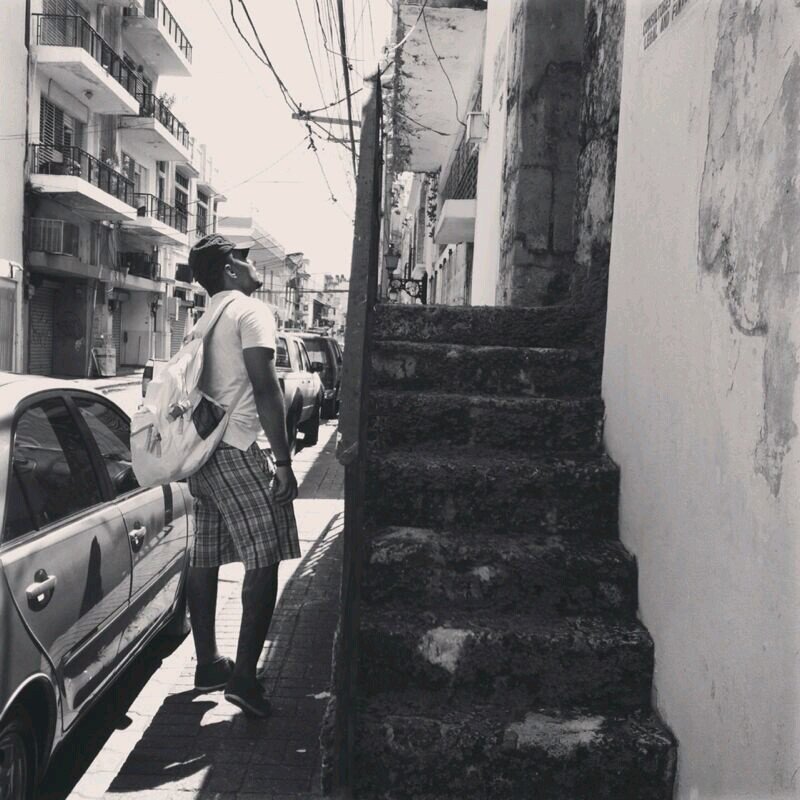 Live to succeed, not to please anyone else. I give without expecting anything in return...
