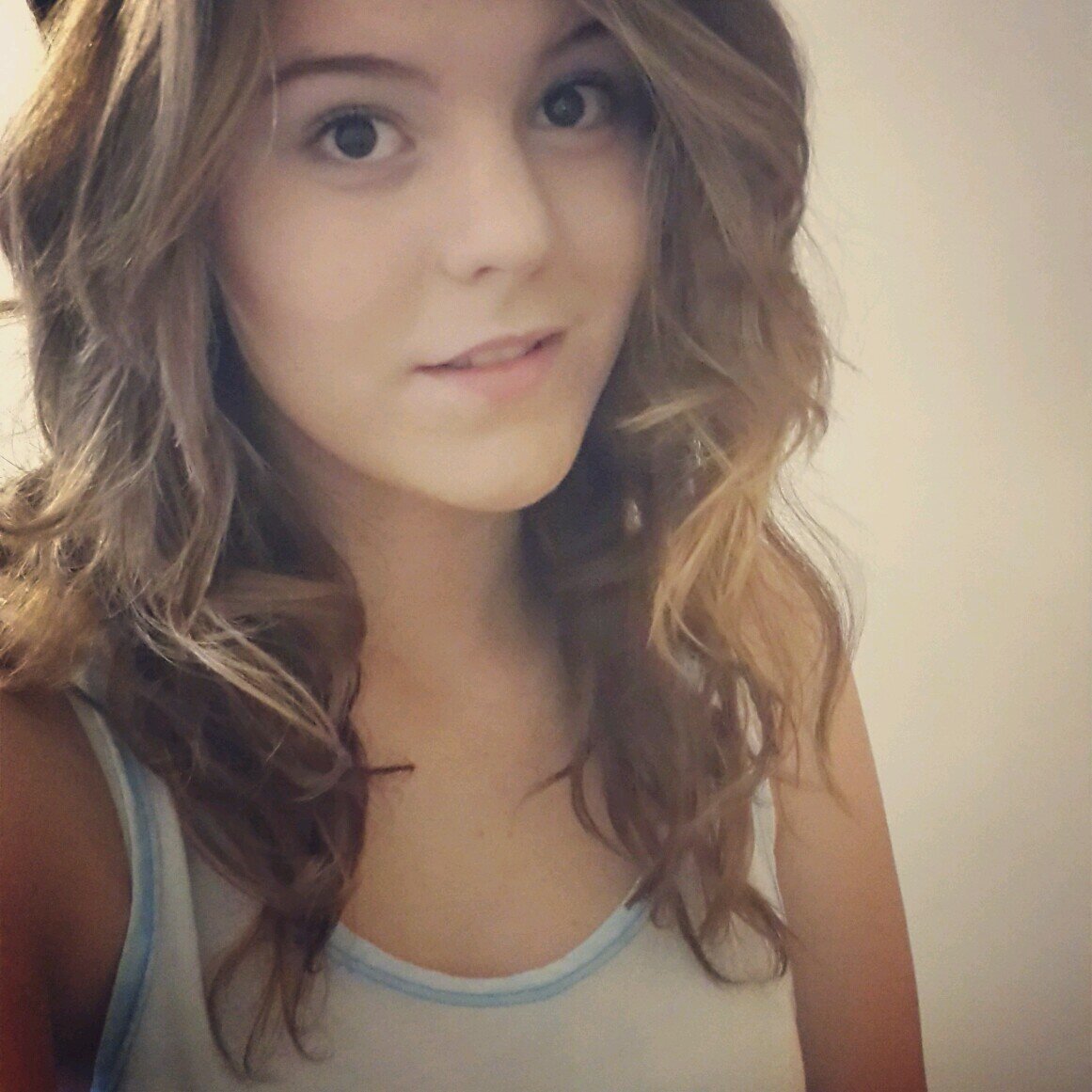 Worry less. Smile more. Listen carefully. Take responsibility. Accept what you can't change. Embrace the lessons. Love your life. ♥