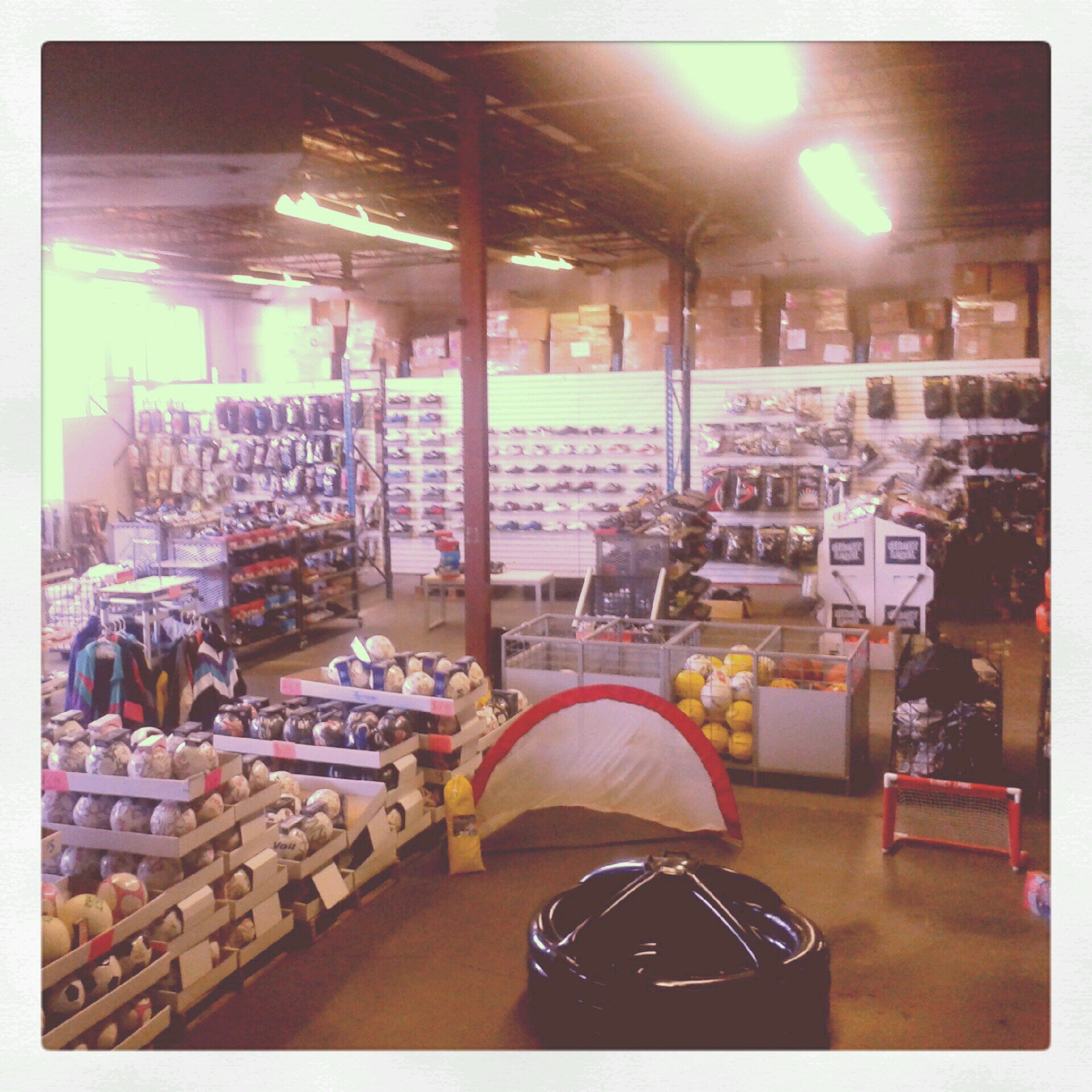 5195sports's profile picture. Only One Stop For Both Fashion & Sports Equipment Only One !!! Open Fri & Sat ( 12 - 4 )