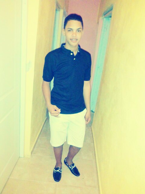 medisina student in one of the most prestijiosa harvard university in the future I would like to study comunicasion