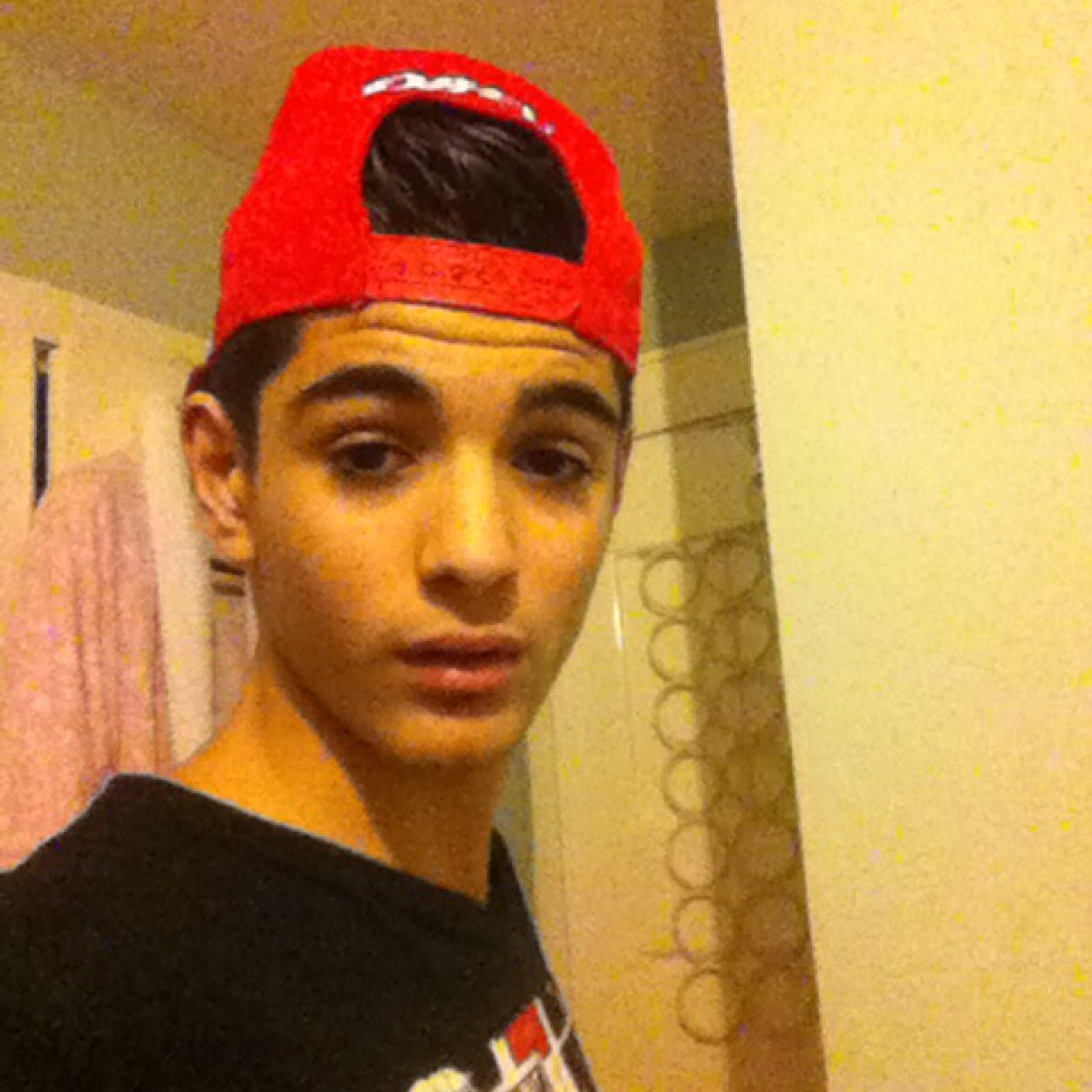 Waterwijk C1 | Echnaton | ProudTurk | Je hebt Aids | Follow Dahn | Pro in Fifa 13 | Master in Black ops 2 | W'app Vraag me | Bye