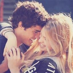 Liefdes tips '' foto's '' zinnen '' en noem maar op '' liefdesraad@hotmail.com