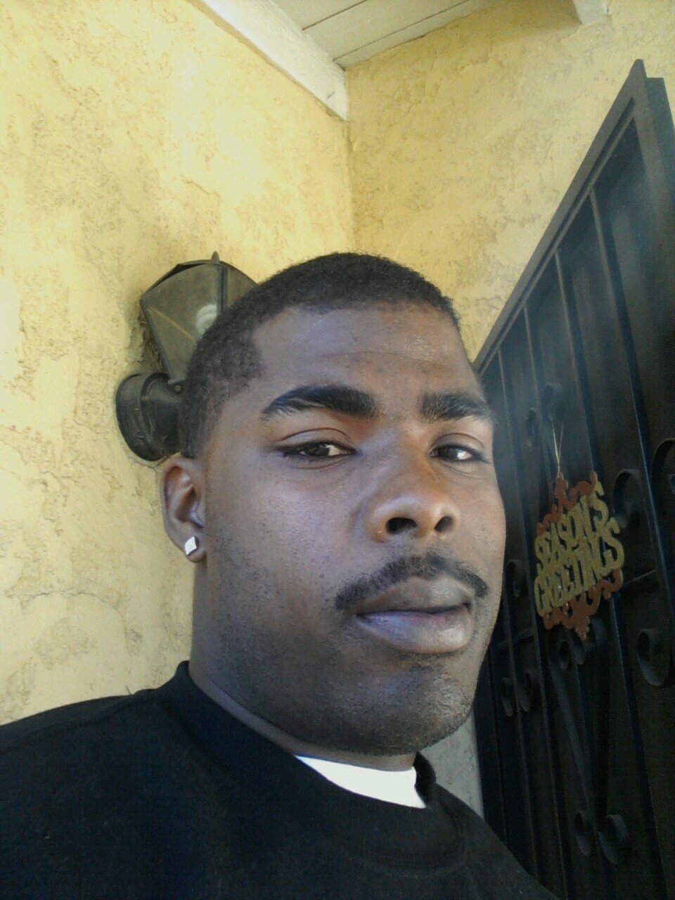 The realist nigga you mite ever meet, follow me and I'll follower back #R.I.P Lil Phat