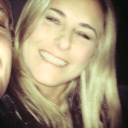 weeveno's profile picture. Long runs the little cute fox....