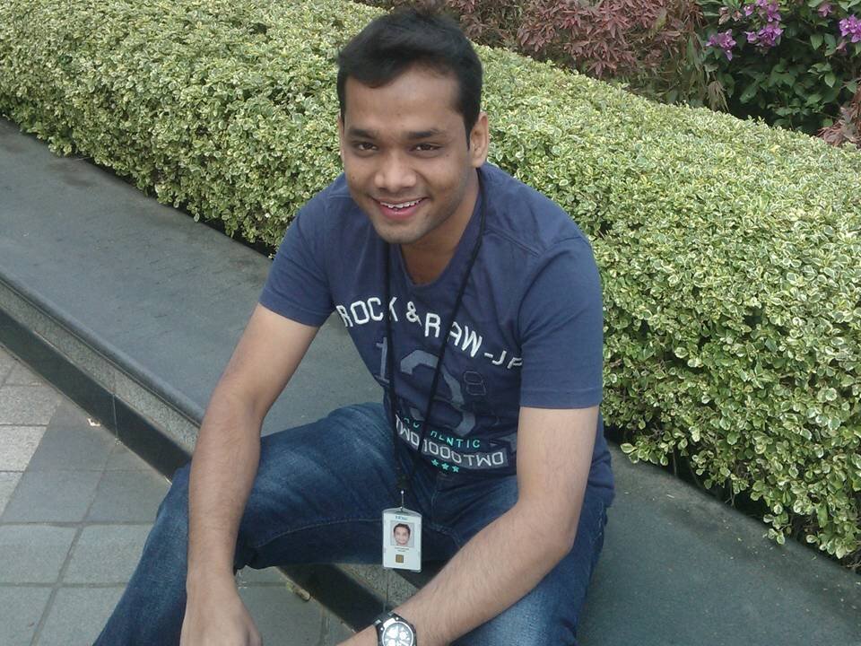 Software engineer, enjoys every moment of life...