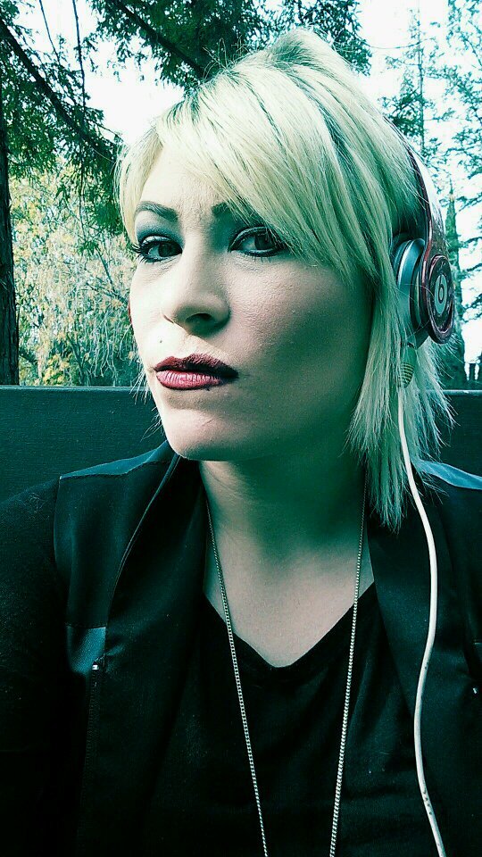 xagentlx's profile picture. I've lived too fast and I'll die too young.