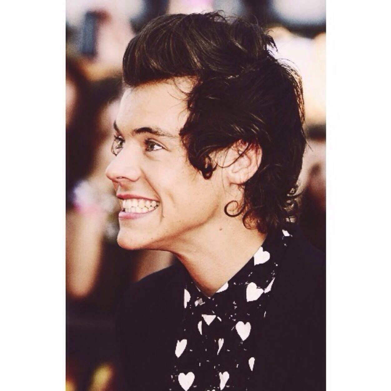 Following back everyone that follows @indieroqstyles