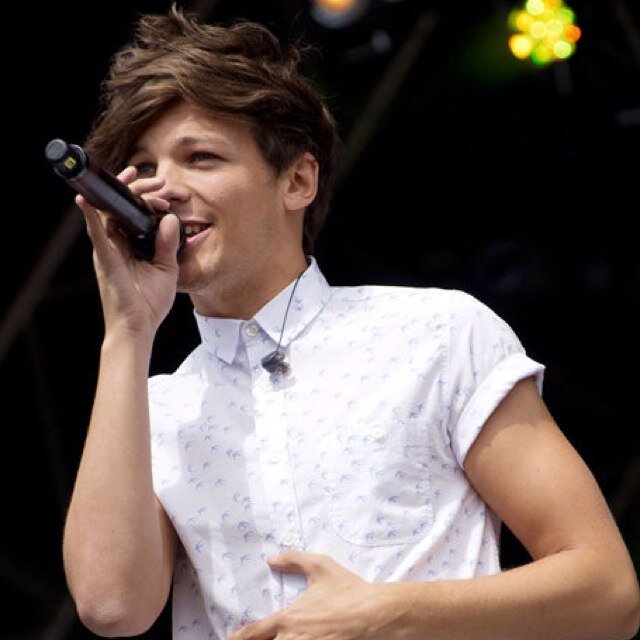 Boy Directioner, 2 glam 2 give a damn.