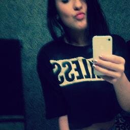 nicoliestclair's profile picture. 