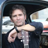 Ross Thomas (@rossthomasmusic) Twitter profile photo