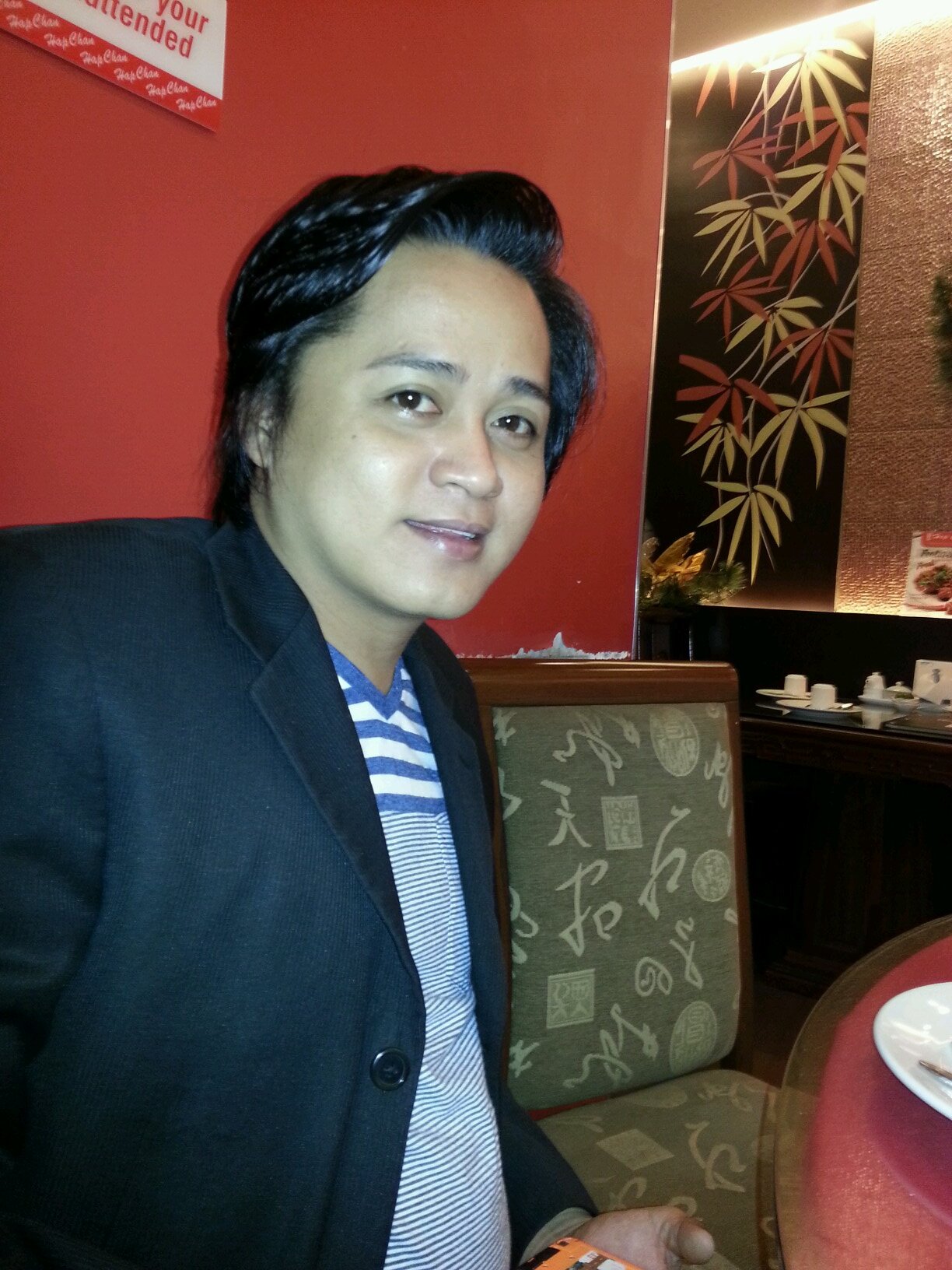 NivrA85's profile picture. 