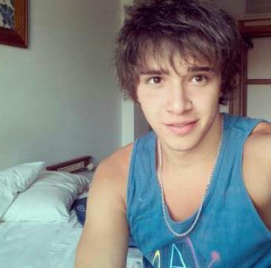 FCOShuliSerrano's profile picture. Hoy lo hice para nosotras las #SERRANISTAS , porque note que el otro no funcionaba... Las seguimos a todas chicas... Viva la Joda... Aguanten las Serranist@s