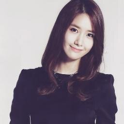 Yoongieyooong's profile picture. #Barter : Jelly lens, Jam Tangan, Accesories                                                #Need : Blazer, Tas, Flat shoes, jansport