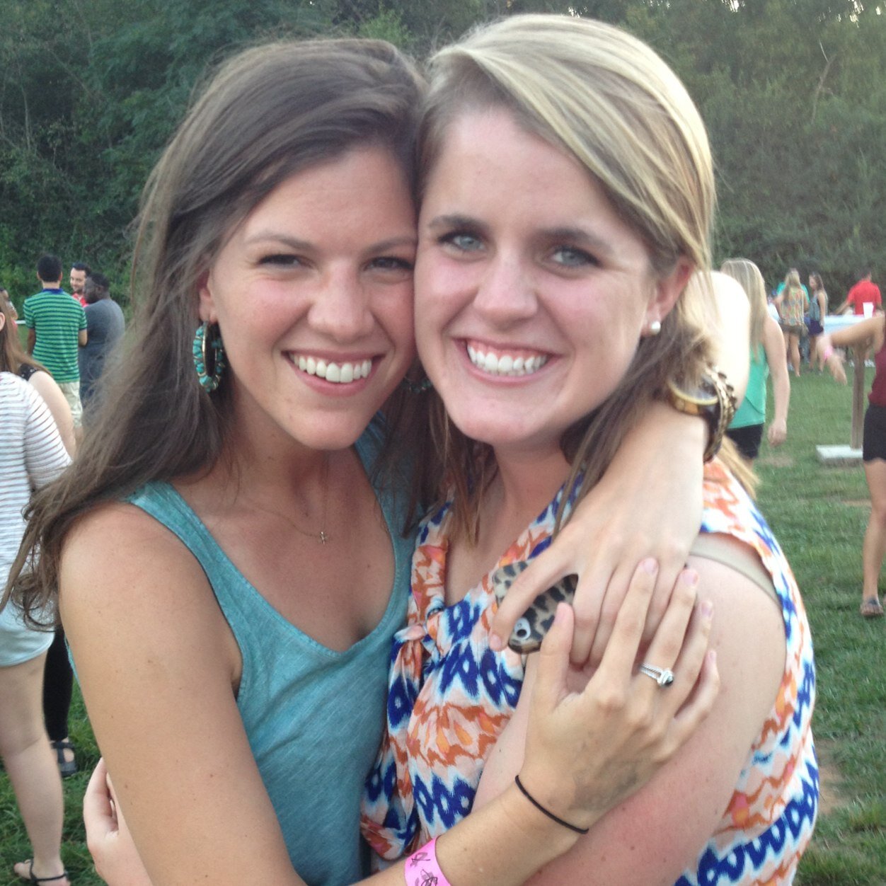 emjayyung's profile picture. Living beautiful moments one right after the other.